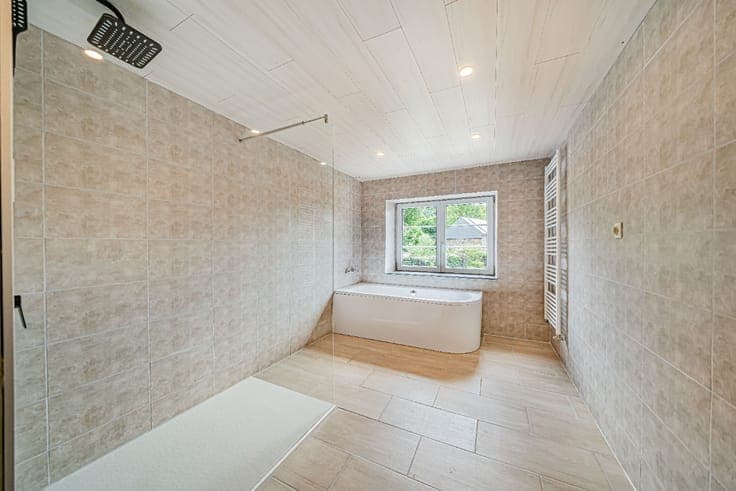 Fully Renovated Detached Home with Large Convertible Barn