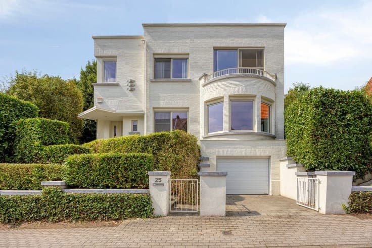 Characterful interwar architect-designed home - Dilbeek