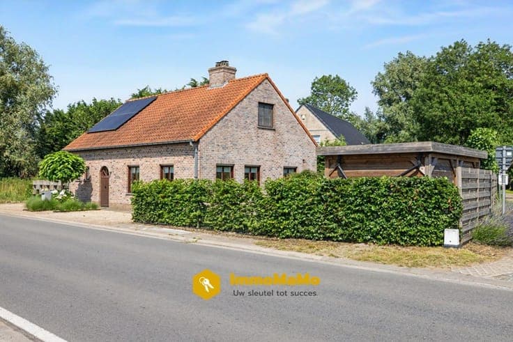 INSTAPKLARE WONING MET 2 SLAAPKAMERS (OPTIE TOT 3DE) TE KOOP