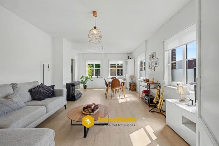 INSTAPKLARE WONING MET 2 SLAAPKAMERS (OPTIE TOT 3DE) TE KOOP
