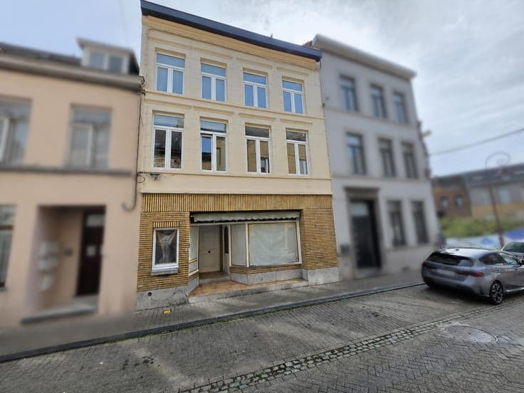 Investment property in Leuze-en-Hainaut