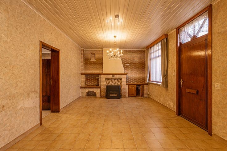House with large garage in Nieuwkapelle (Diksmuide)
