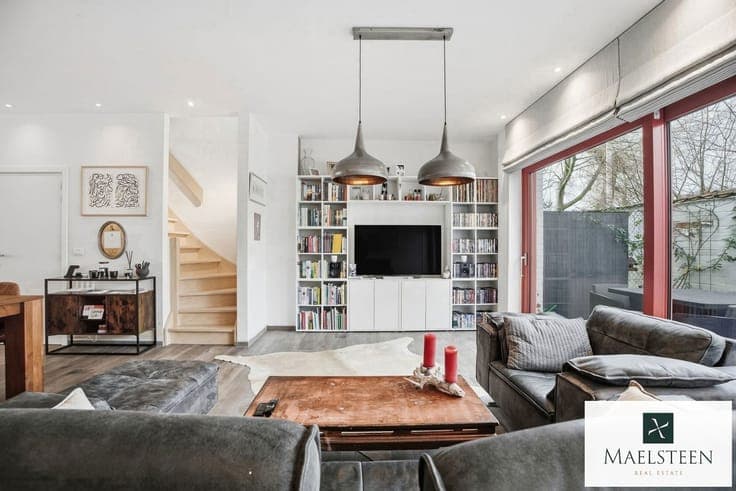 Spacious house with parking in the centre of Bruges