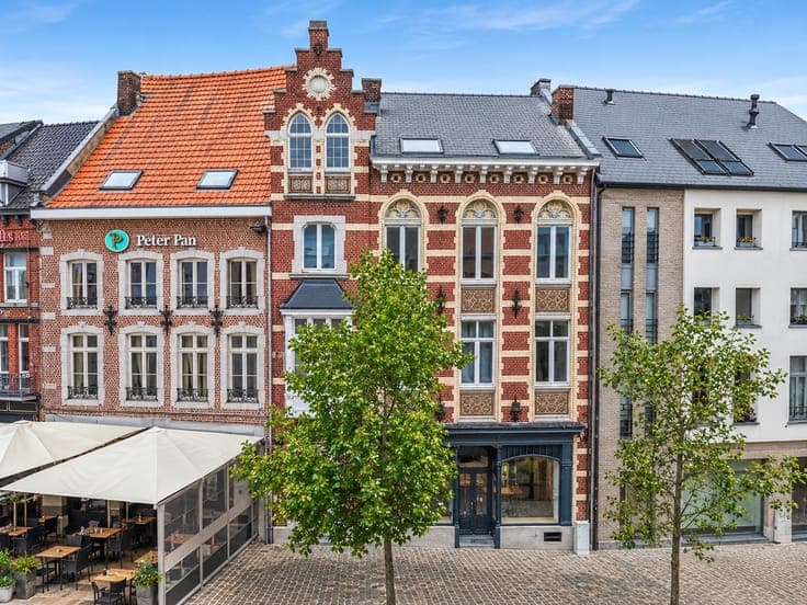 KARAKTERVOL PAND MET HANDELSRUIMTE EN VEELZIJDIGE MOGELIJ...