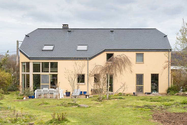 House in Florenville Laiche