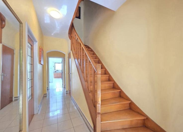 HAREN - House with 5 bedrooms and garden +/- 200m²