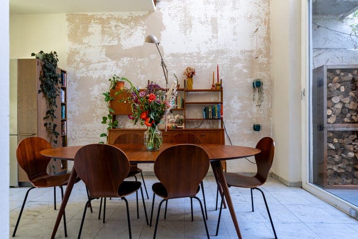 Bright townhouse with city garden near Ghent-Sint-Pieters