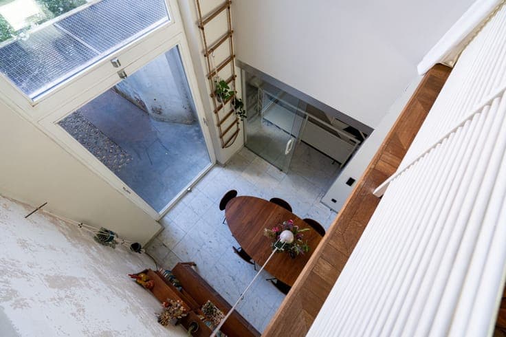Bright townhouse with city garden near Ghent-Sint-Pieters