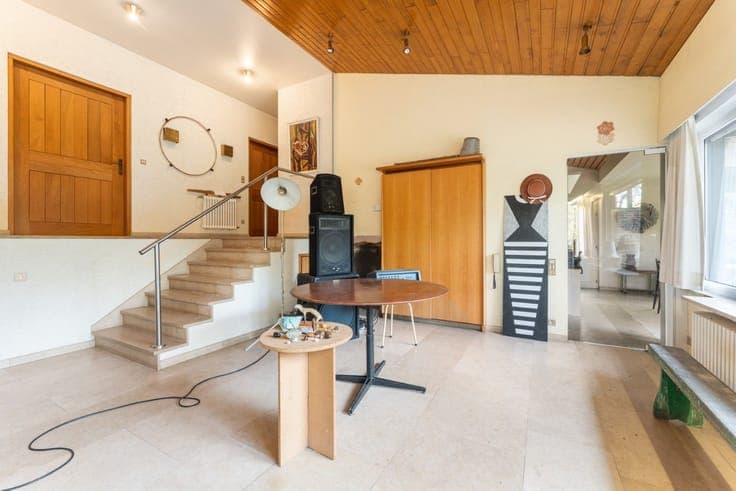 House for renovation on exceptional plot