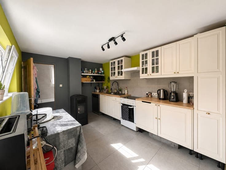 House in Charleroi Montignies-sur-Sambre