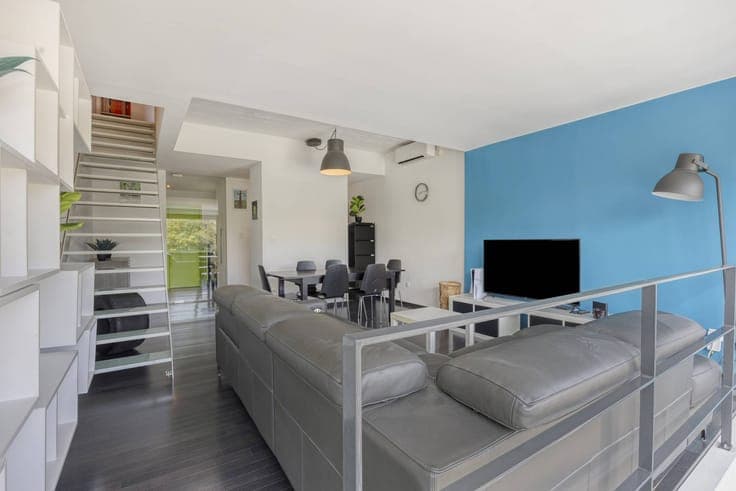 4 bedroom house with large garden for sale in Niel