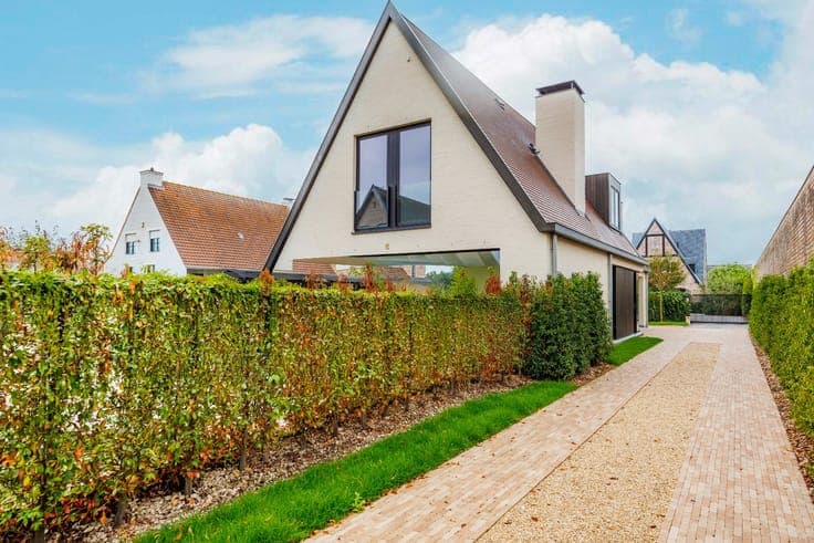EXCLUSIEVE NIEUWBOUWVILLA op wandelafstand van het centru...