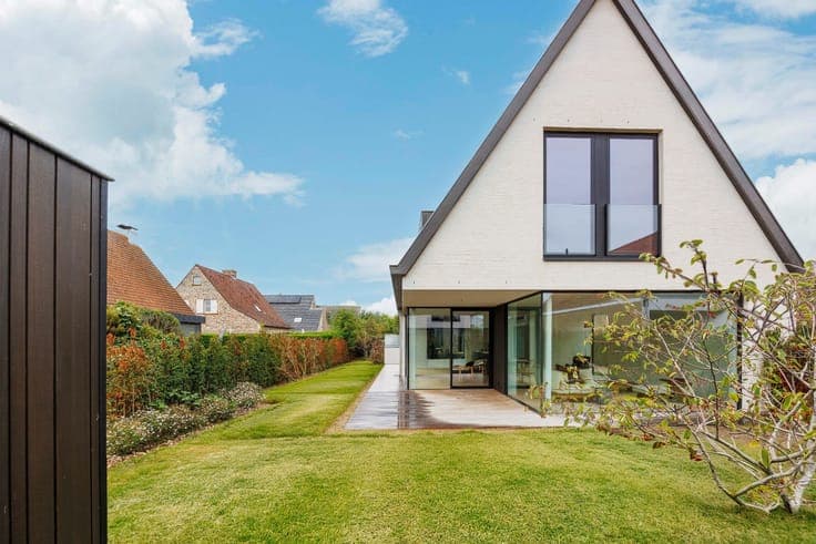 EXCLUSIEVE NIEUWBOUWVILLA op wandelafstand van het centru...