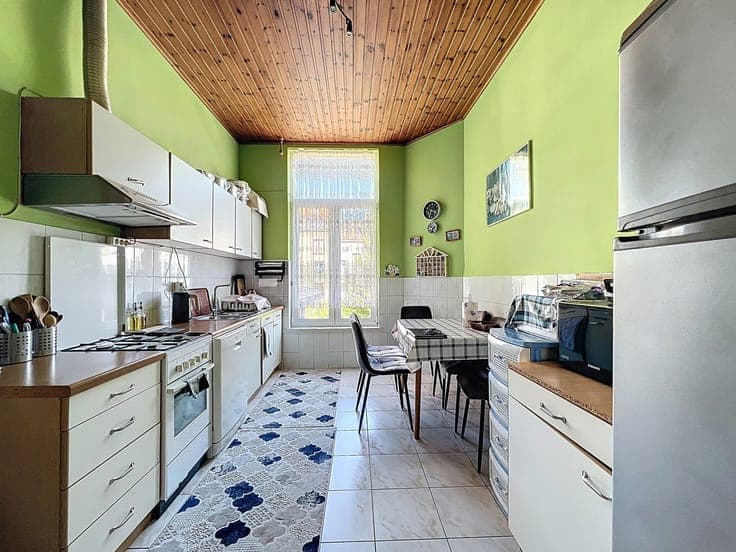INVESTMENT PROPERTY WITH 3 RECOGNIZED UNITS