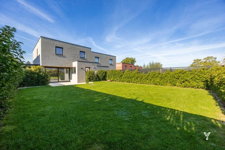 Beautiful Young Family Home