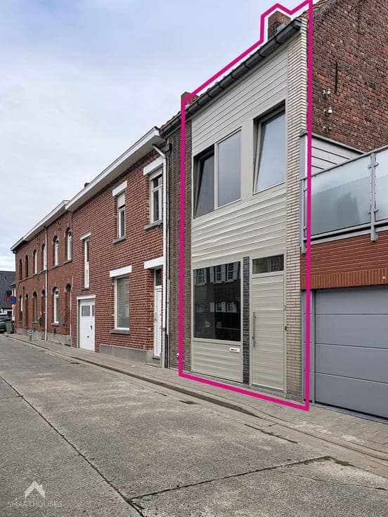 Move-in ready home with 2 bedrooms and city garden