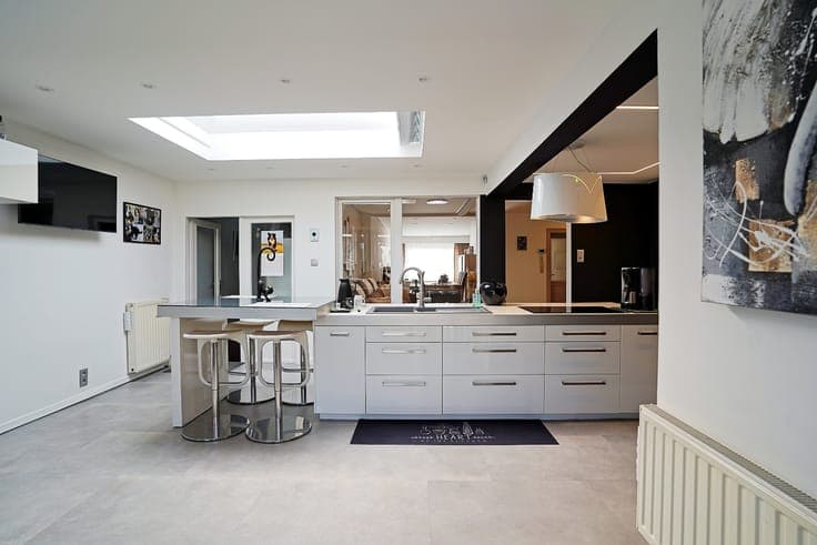Ruime gezinswoning met zonnige tuin, garage en 3 slaapkamers
