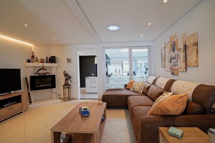 Ruime gezinswoning met zonnige tuin, garage en 3 slaapkamers