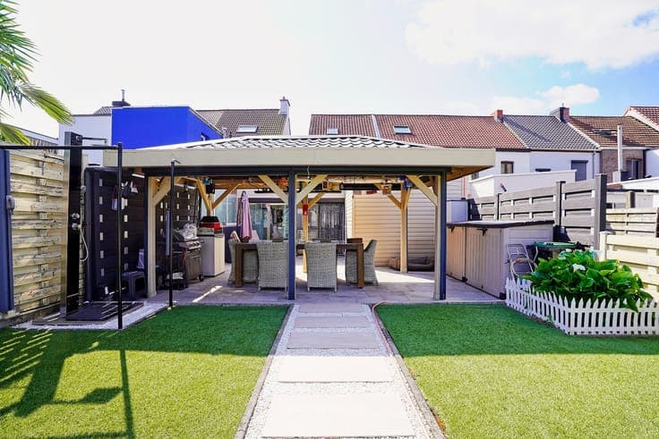 Ruime gezinswoning met zonnige tuin, garage en 3 slaapkamers