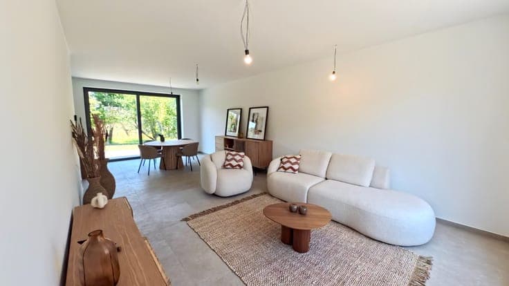 Woning met schitterend uitzicht op de velden