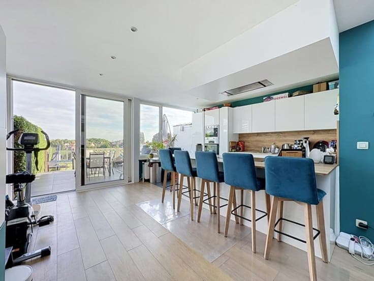 Charming 4-bedroom house with terrace and garden - EPC B