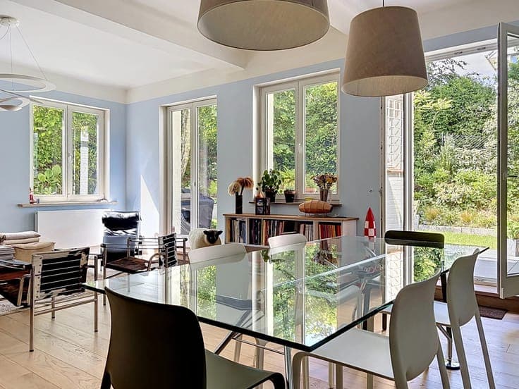 Observatory Neighborhood, a 3-facade house fully renovated o