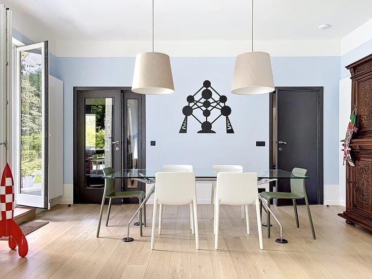 Observatory Neighborhood, a 3-facade house fully renovated o