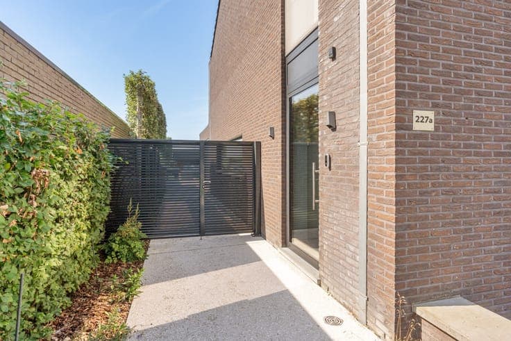 Instapklare en energiezuinige halfopen bebouwing met zuid...