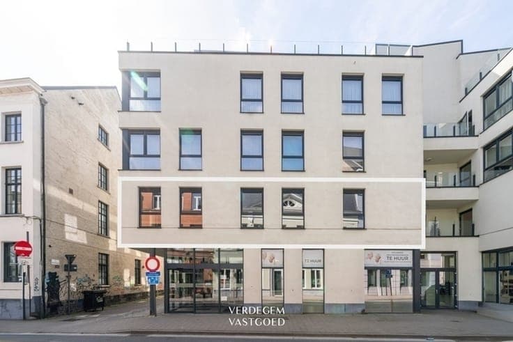 Appartment with assistance