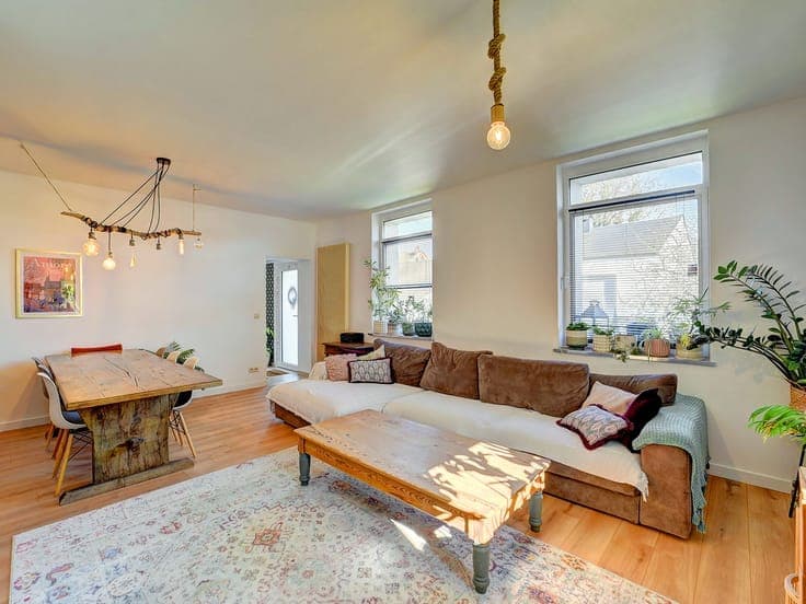A ready-to-move-in 4-bedroom house in Hoeilaart!