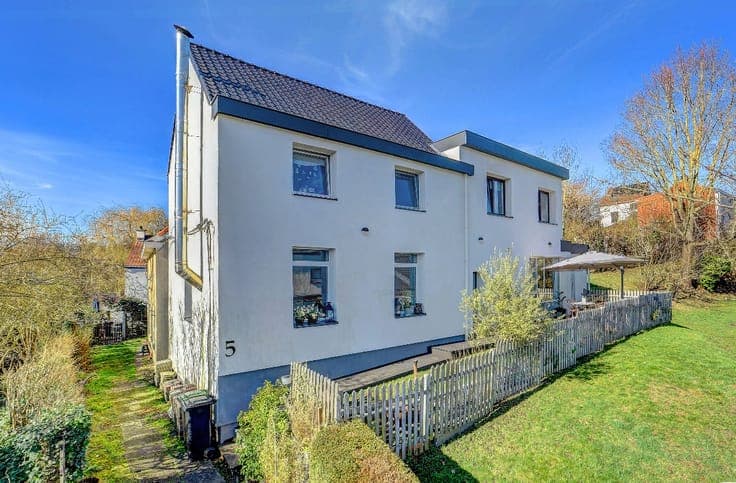 A ready-to-move-in 4-bedroom house in Hoeilaart!
