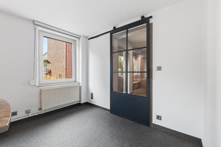 RUIME EN INSTAPKLARE GEZINSWONING MET 255 M² WOONCOMFORT ...