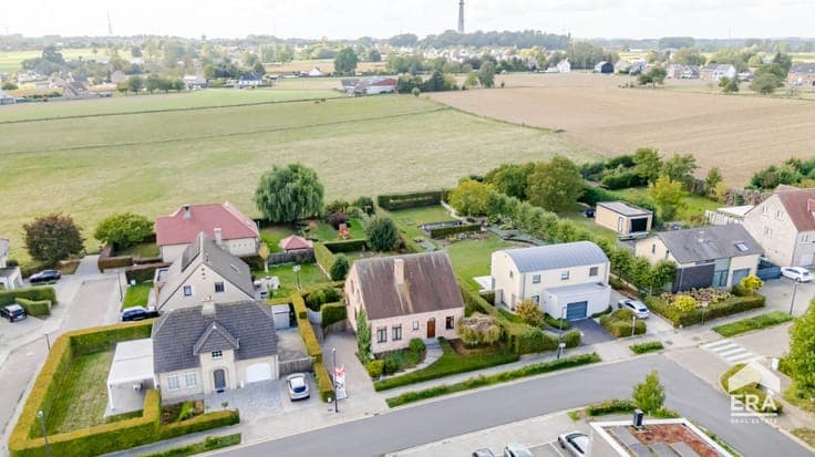 House in Sint-Pieters-Leeuw