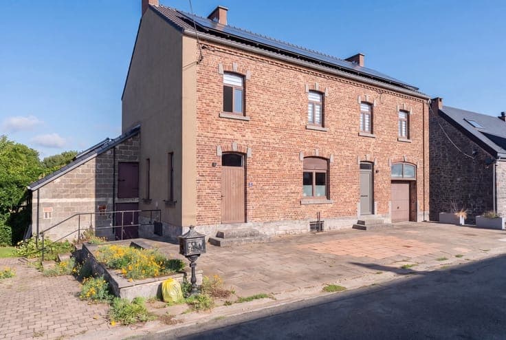 House in Héron