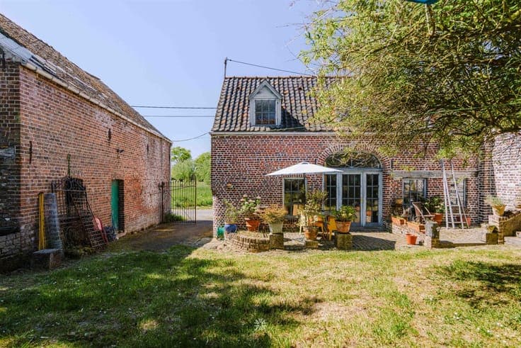 Authentieke hoevewoning met atelier en schuur