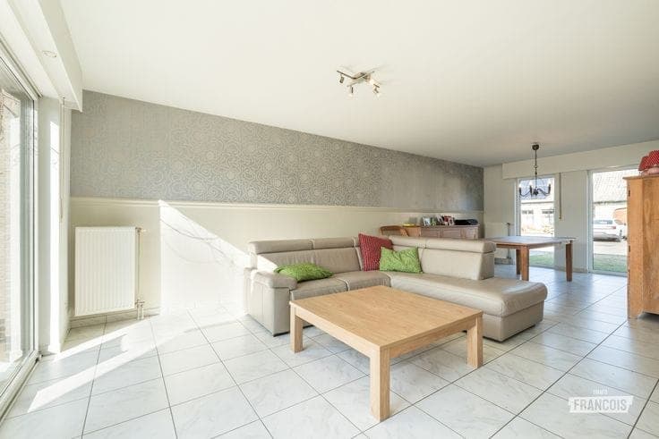 Quietly situated 3-bedroom house for sale in Aalter.
