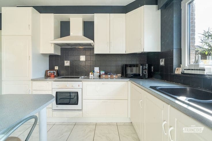 Quietly situated 3-bedroom house for sale in Aalter.