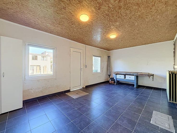 Te renoveren bel-etagewoning met tuin op een toplocatie i...