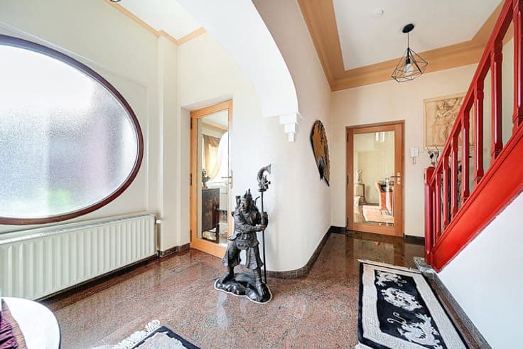 A charming house with a swimming pool