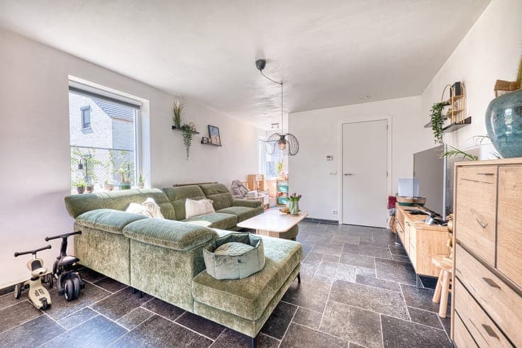 Rustig gelegen instapklare gezinswoning met 4 slaapkamers...