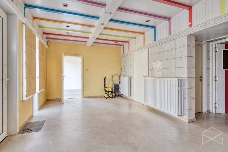 Ruime woning met mogelijkheid voor handel en/of vrij bero...