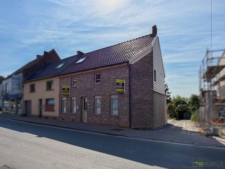 Te koop, Ruime gezinswoning met 4 slaapkamers en dubbele ...