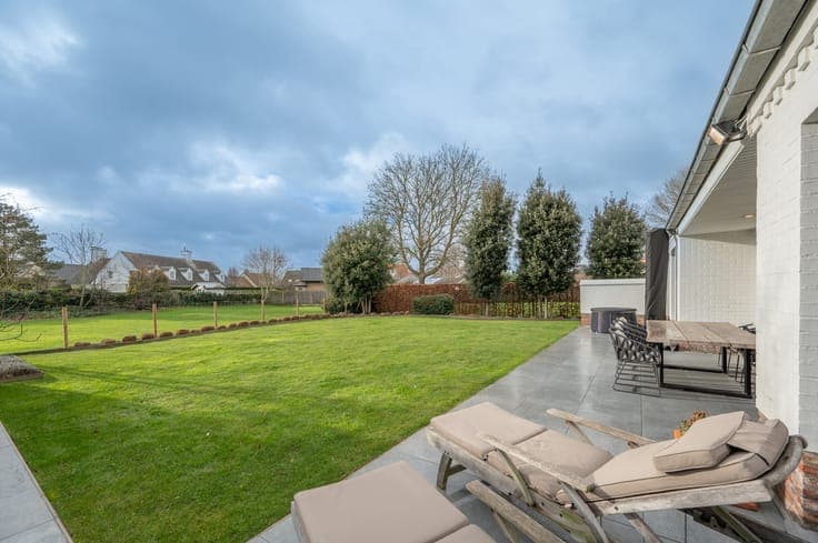 Charmante villa met zonnige tuin, op fietsafstand van het...