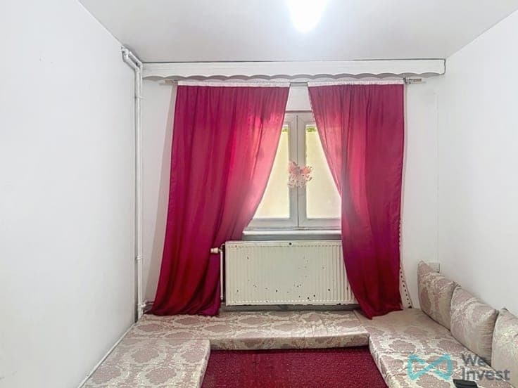 Investment property – 8.5% yield