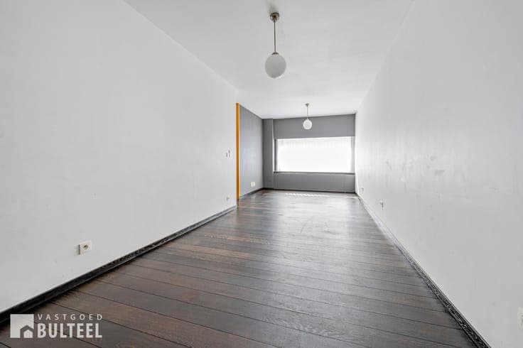 Karaktervolle woning met 3 slaapkamers en tuin.