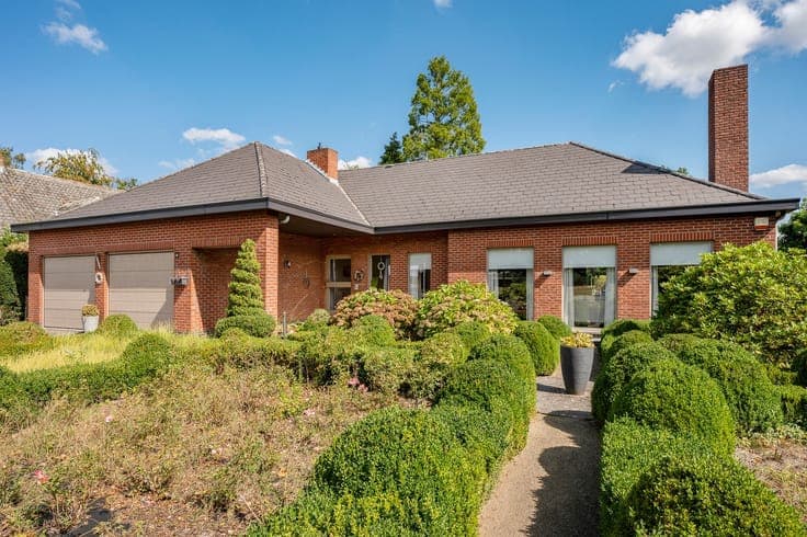 PRACHTIGE INSTAPKLARE WONING OP ZEER GOEDE LOCATIE