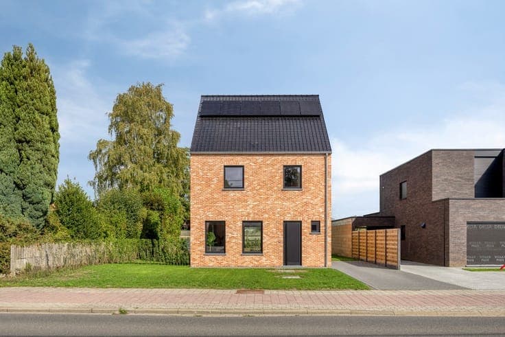Instapklare nieuwbouw woning met landelijk karakter op 45...