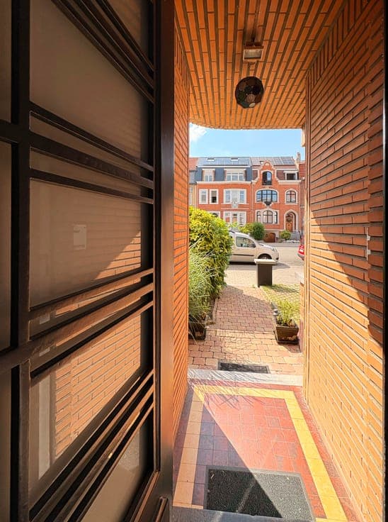 Art Deco Townhouse | 228 m² | 5 Bedrooms | Garden