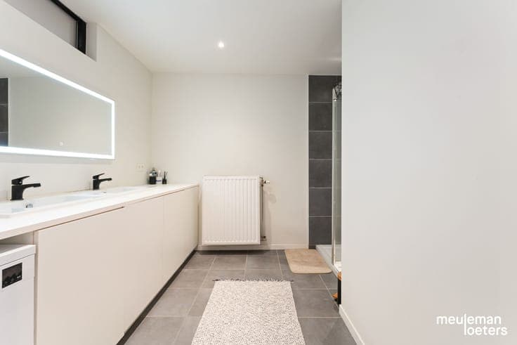 Fully renovated home with contemporary comfort