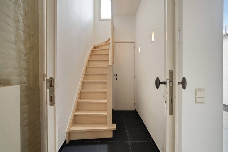 Uniquely renovated townhouse in Bruges with 3 bedrooms